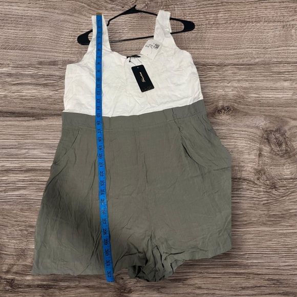 Forever 21 Green short dress  Relaxed Fit - Picture 3 of 4